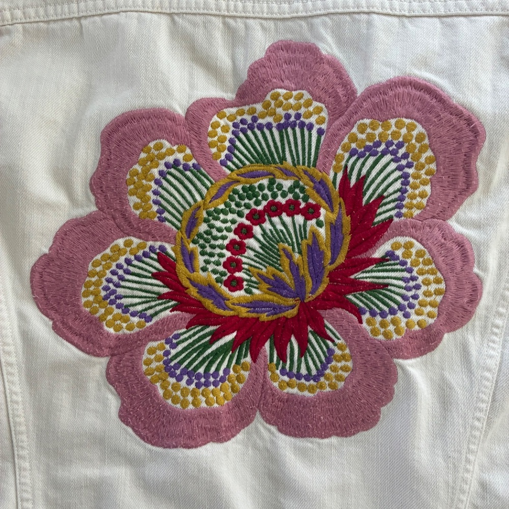 Lucky Brand embroidered white denim jacket - Picture 4 of 4